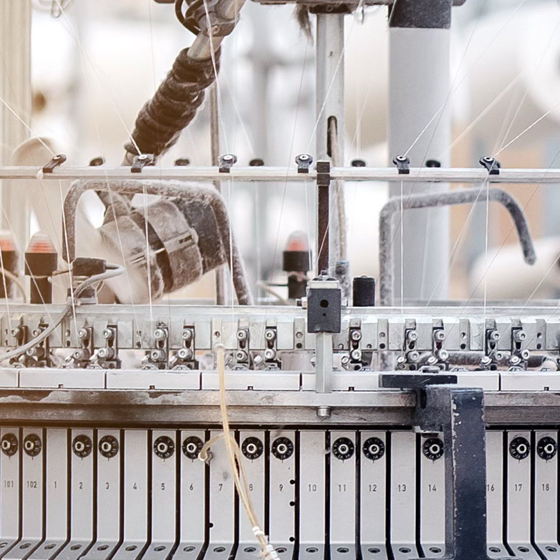 En IMVANIA, nos distinguimos por el trabajo en equipo comprometidos, apasionados y orgullosos de hacer cada uno de nuestros productos con la convicción de ser los mejores.